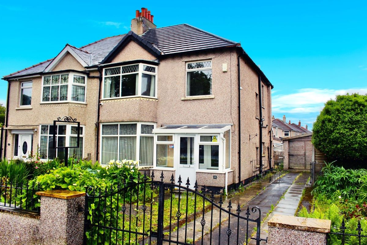 Property for Auction in South Yorkshire - 15 Oxcliffe Road Heysham, Morecambe, Lancashire, LA3 1PR