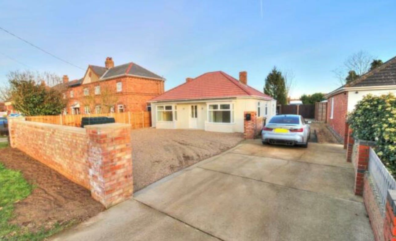 Property for Auction in South Yorkshire - 16 Fen Road, Billinghay, Lincoln, Lincolnshire, LN4 4HX