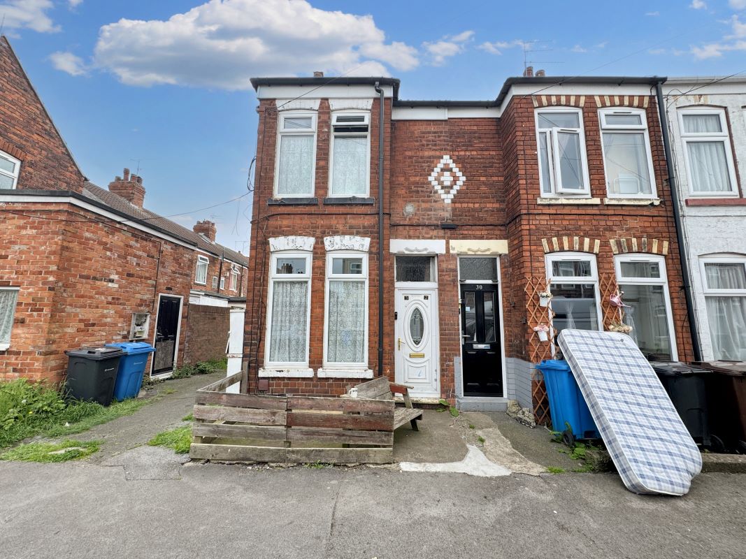 Property for Auction in South Yorkshire - 32 Cyprus Street, Hull, North Humberside, HU9 5QX