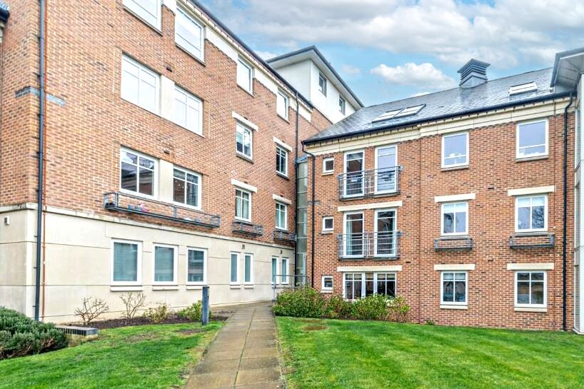 Property for Auction in Hull & East Yorkshire - Flat 34 Fulford Place, Hospital Fields Road, York, North Yorkshire, YO10 4FE