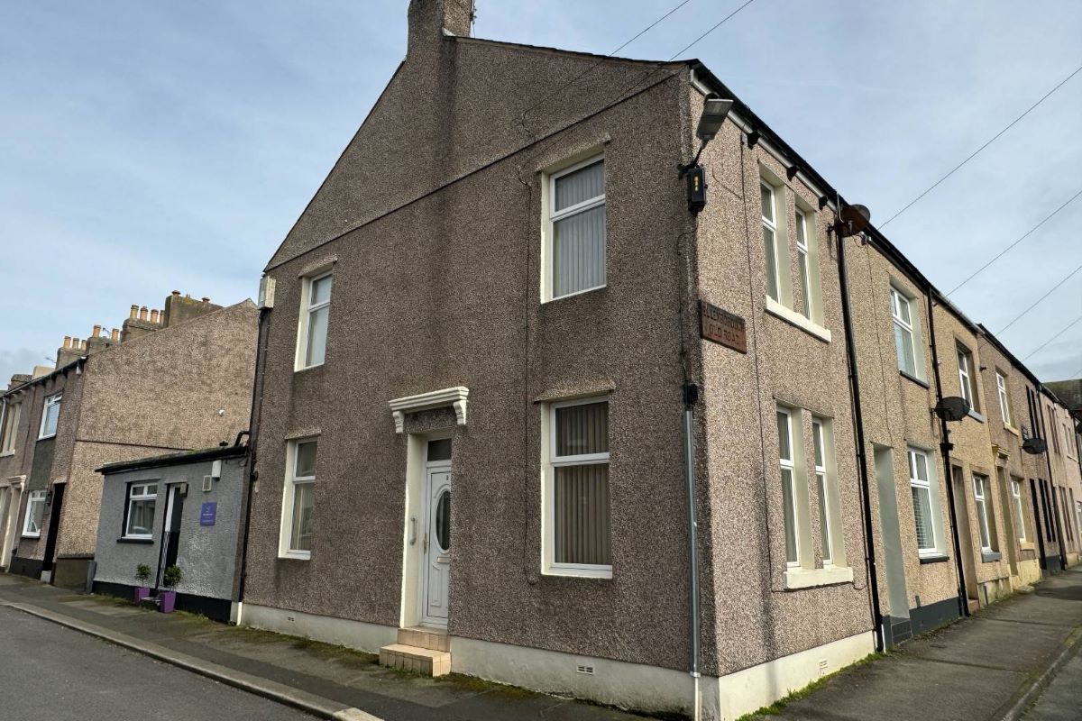 Property for Auction in South Yorkshire - 2 James Street, Maryport, Cumbria, CA15 7NU