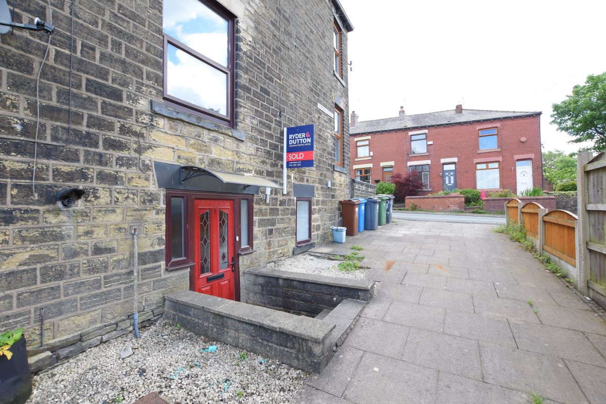 1 Gordon Street, Lees, Oldham, Lancashire