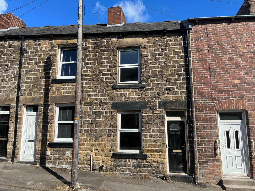 Property for Auction in South Yorkshire - 25 Bank Street, Barnsley, South Yorkshire, S70 4JG