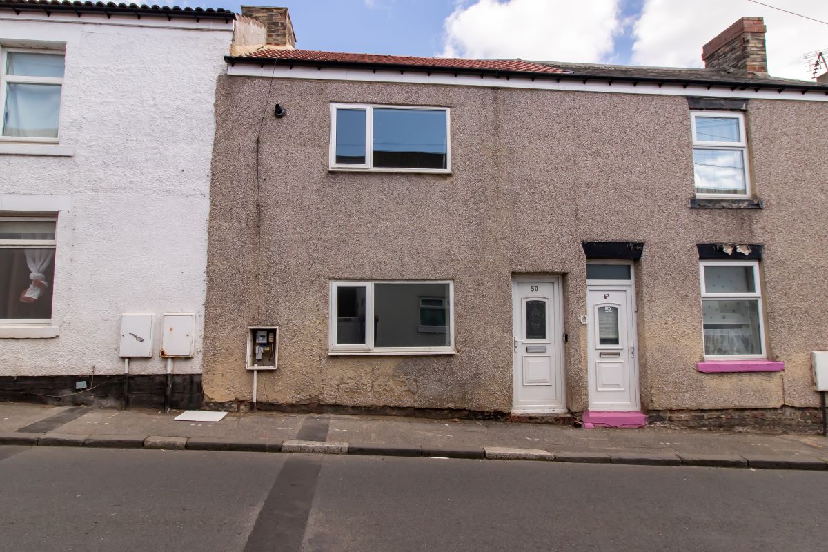 Property for Auction in Lincolnshire - 50 Close House, Bishop Auckland, County Durham, DL14 8RS