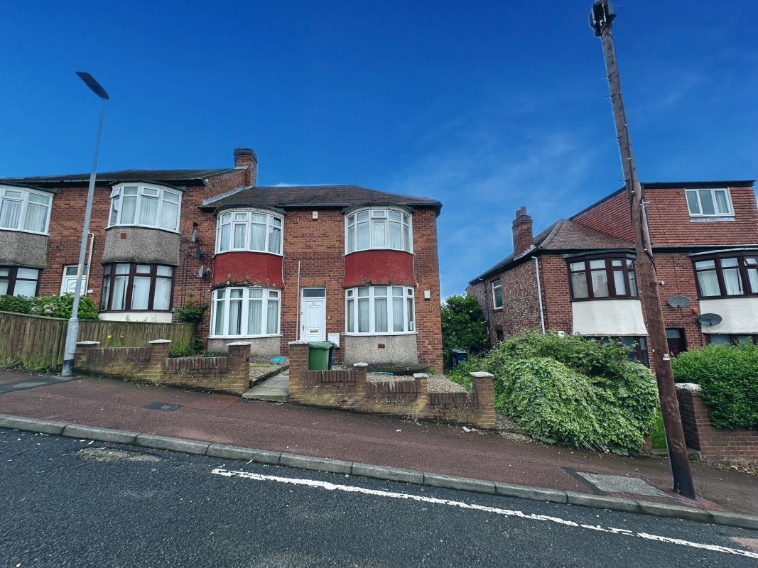 Property for Auction in South Yorkshire - 30 Clyde Street, Gateshead, Tyne And Wear, NE8 3SX