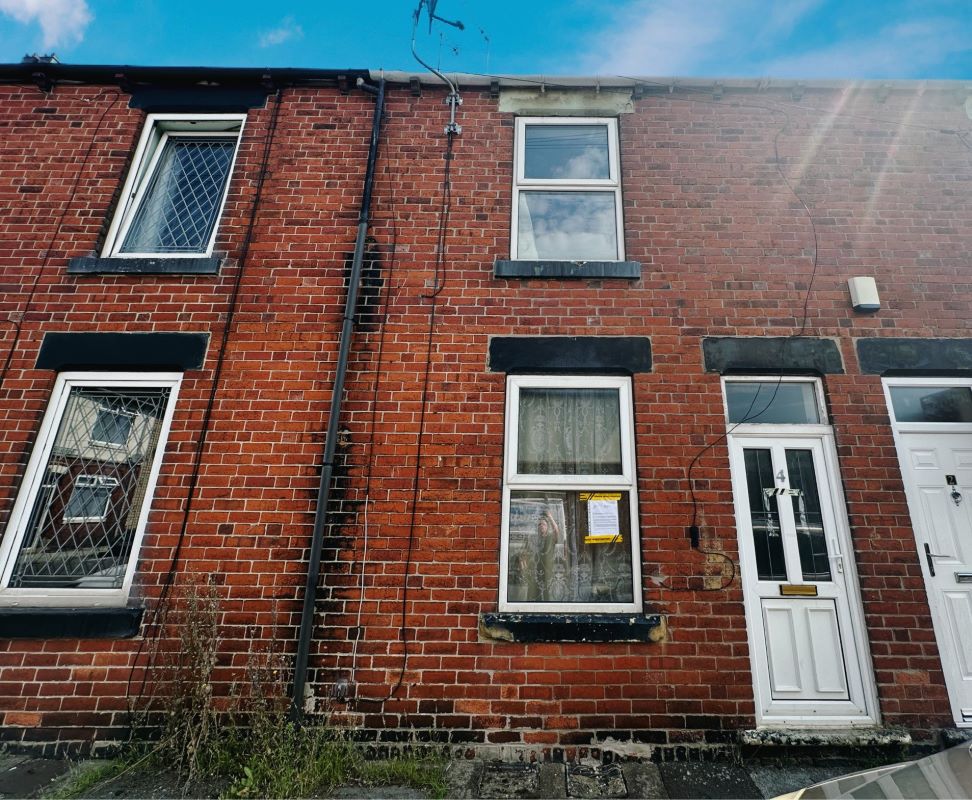 Property for Auction in South Yorkshire - 4 Gosling Gate Road Goldthorpe, Rotherham, South Yorkshire, S63 9LU