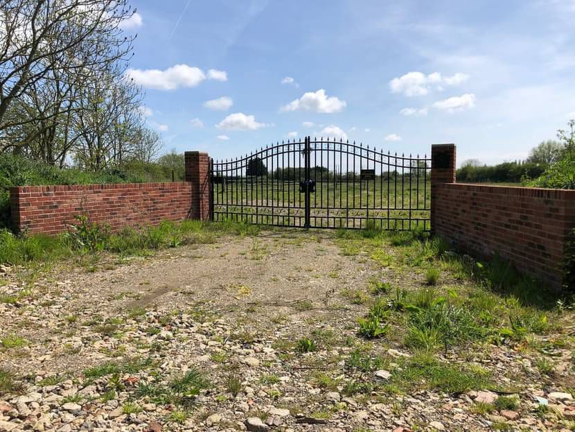 Property for Auction in Lincolnshire - Broadoak Farm Showmans Land Bar Green Lane, Stickney, Lincolnshire, PE22 8ER