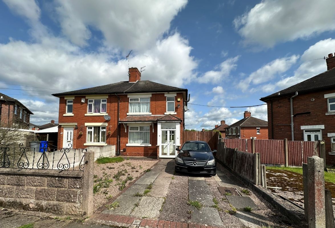 Property for Auction in Cheshire, Staffordshire & Shropshire - 5 Cobham Place, Stoke-On-Trent, Staffordshire, ST3 7AQ