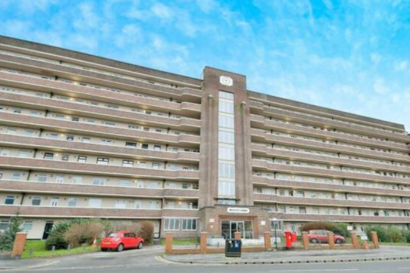 Property for Auction in South Yorkshire - Apartment at Regent Court Bradfield Road, Sheffield, South Yorkshire, S6 2BT