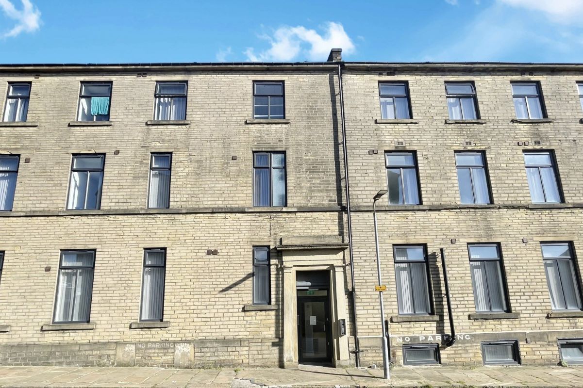 Property for Auction in South Yorkshire - Flat 23 Courier House, Halifax, West Yorkshire, HX1 2DG