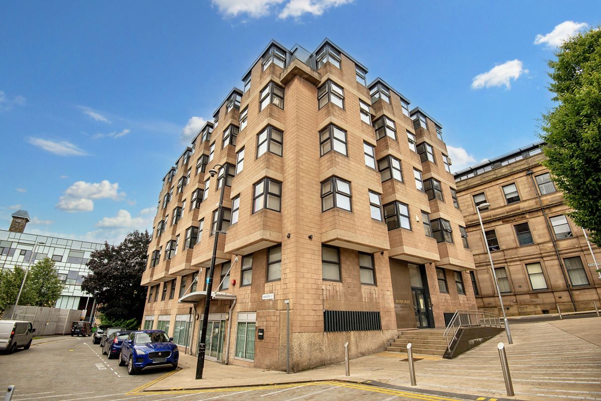 Property for Auction in South Yorkshire - Apartment 17 Regent House, Barnsley, South Yorkshire, S70 2AT