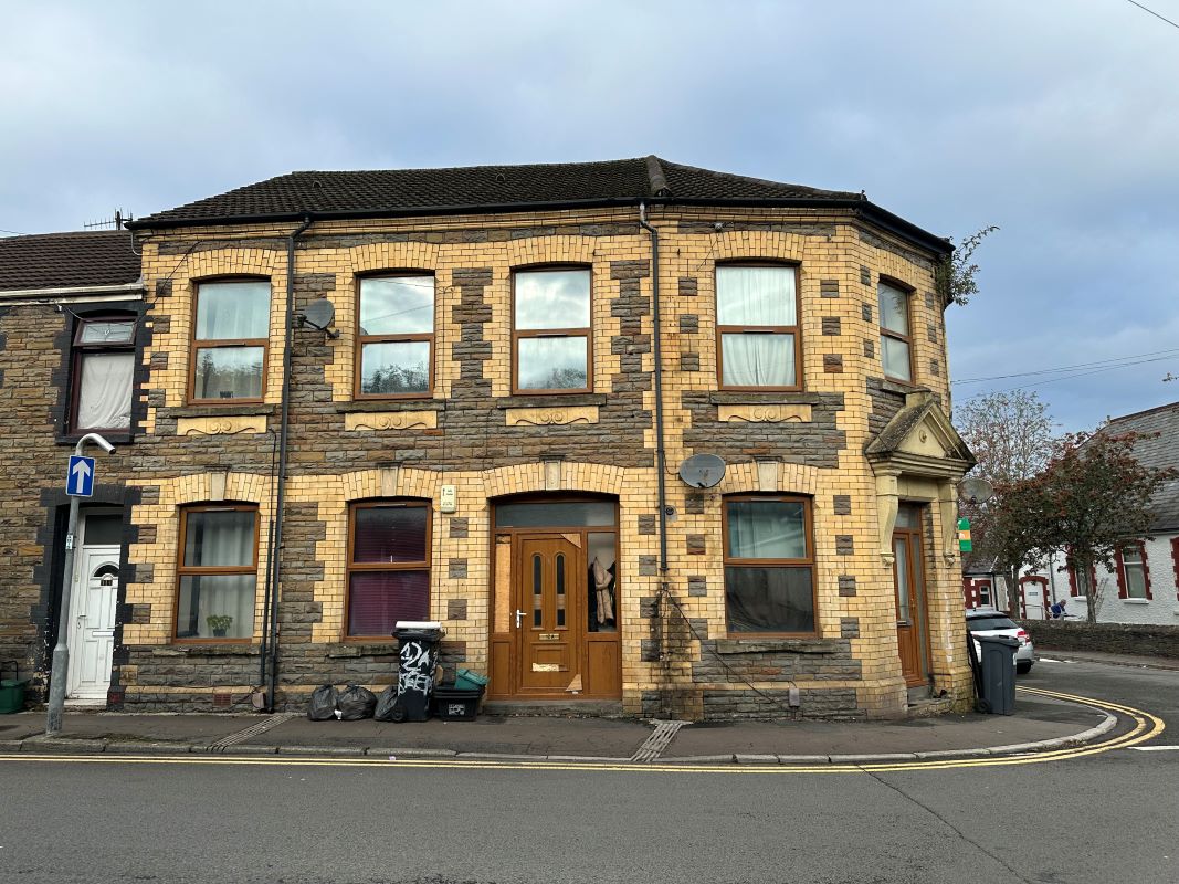 Property for Auction in Wales - 12A Crythan Road, Neath, West Glamorgan, SA11 1TF