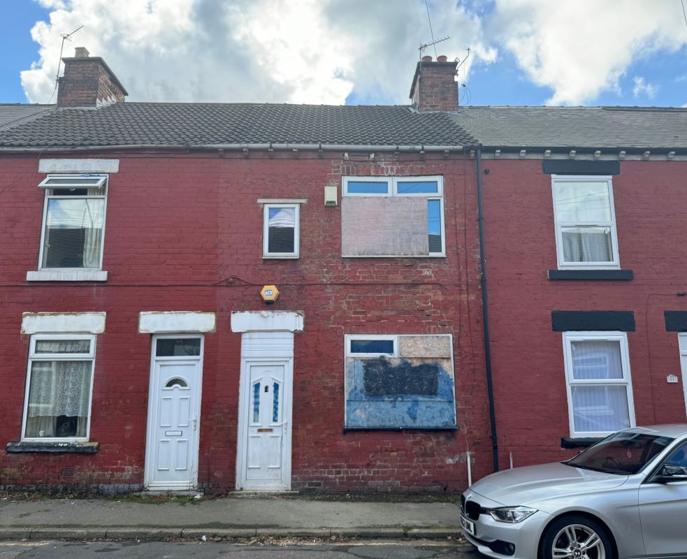 Property for Auction in South Yorkshire - Elizabeth Street Goldthorpe, Rotherham, South Yorkshire, S63 9NA