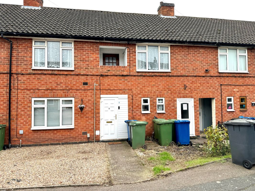 Property for Auction in Birmingham - 7 Goostry Close, Tamworth, Staffordshire, B77 3LR