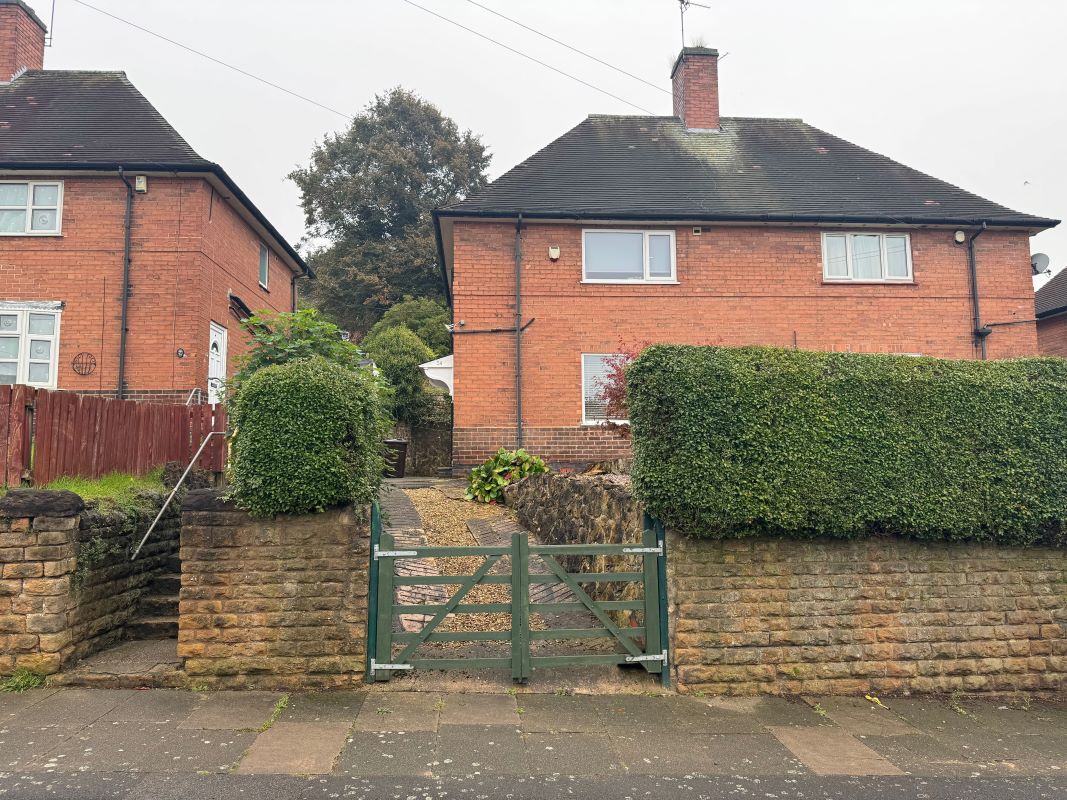 Property for Auction in Nottinghamshire & Derby - 34 Carnwood Road, Nottingham, Nottinghamshire, NG5 5HW