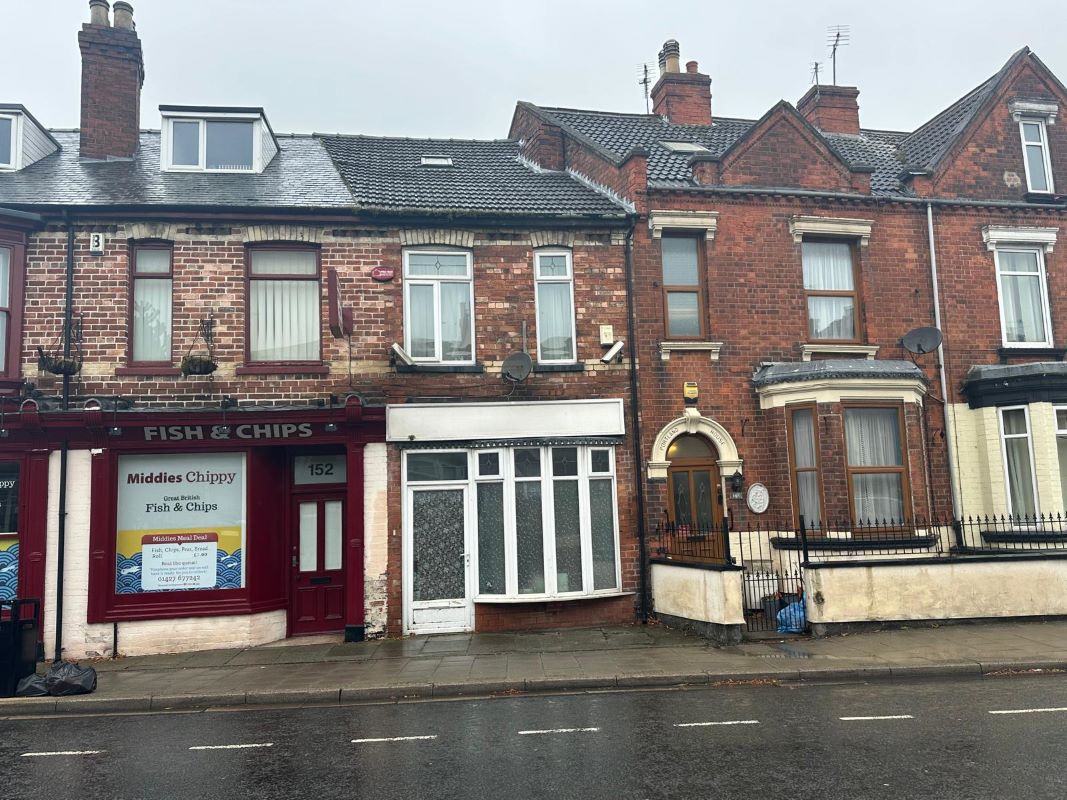 Property for Auction in Lincolnshire - 150 Trinity Street, Gainsborough, Lincolnshire, DN21 1JN