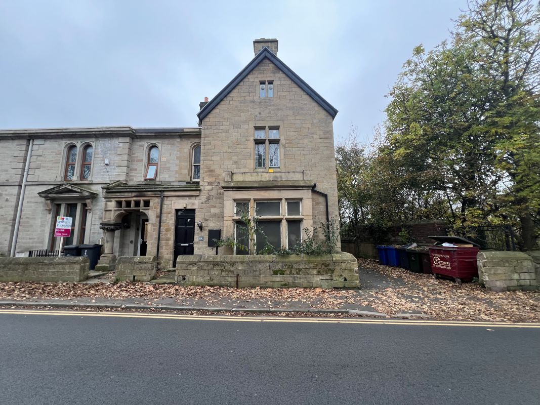 Property for Auction in South Yorkshire - 106 Sackville Street, Barnsley, South Yorkshire, S70 2BX