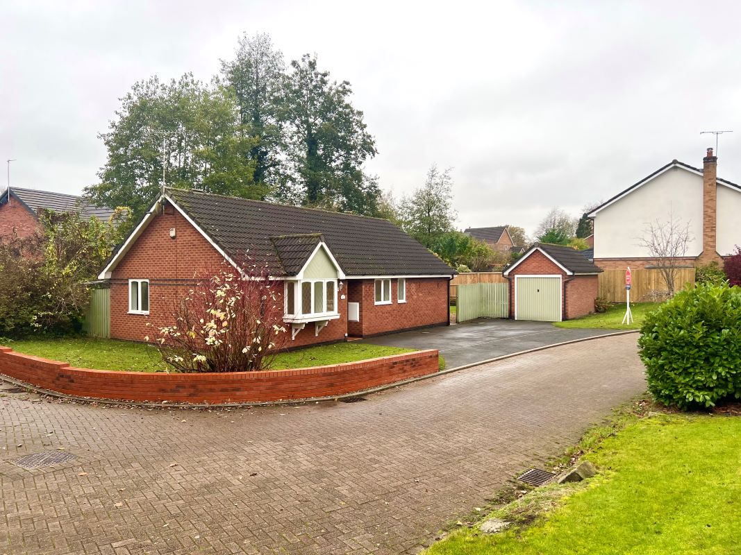 Property for Auction in Cheshire, Staffordshire & Shropshire - 2 Tiverton Close, Sandbach, Cheshire, CW11 1ZY