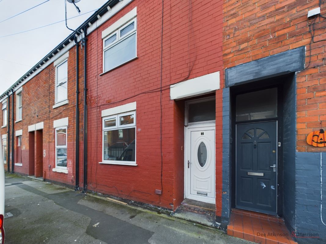 Property for Auction in Hull & East Yorkshire - 7 Tyne Street, Hull, East Yorkshire, HU3 3SQ