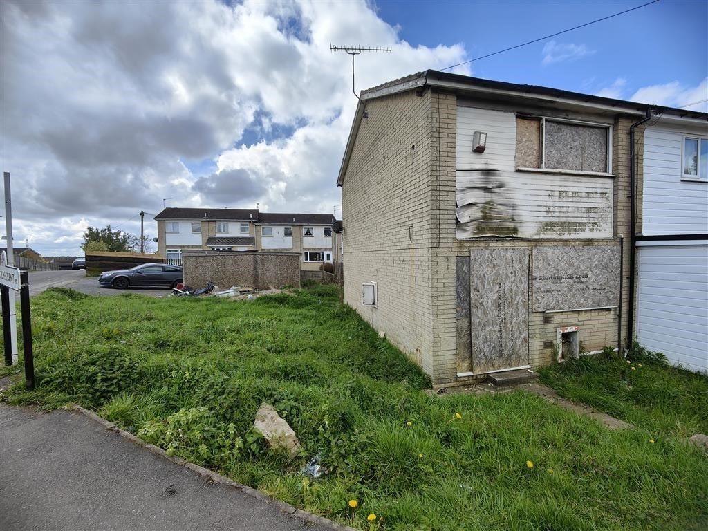 Property for Auction in South Yorkshire - 111 Strauss Crescent Maltby, Rotherham, South Yorkshire, S66 7QL