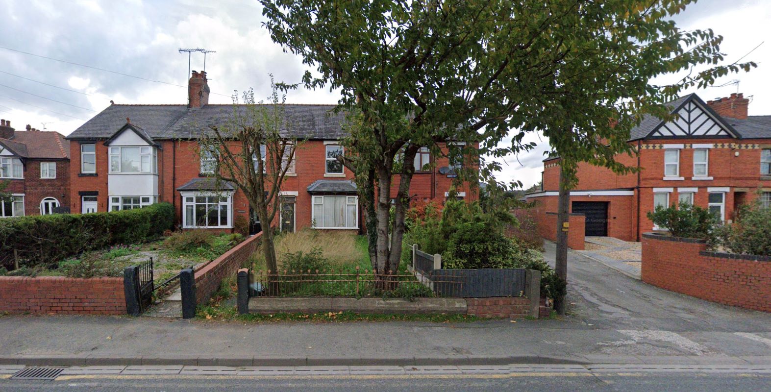 Property for Auction in South Yorkshire - 4 King Street, Mold, Clwyd, CH7 1LB