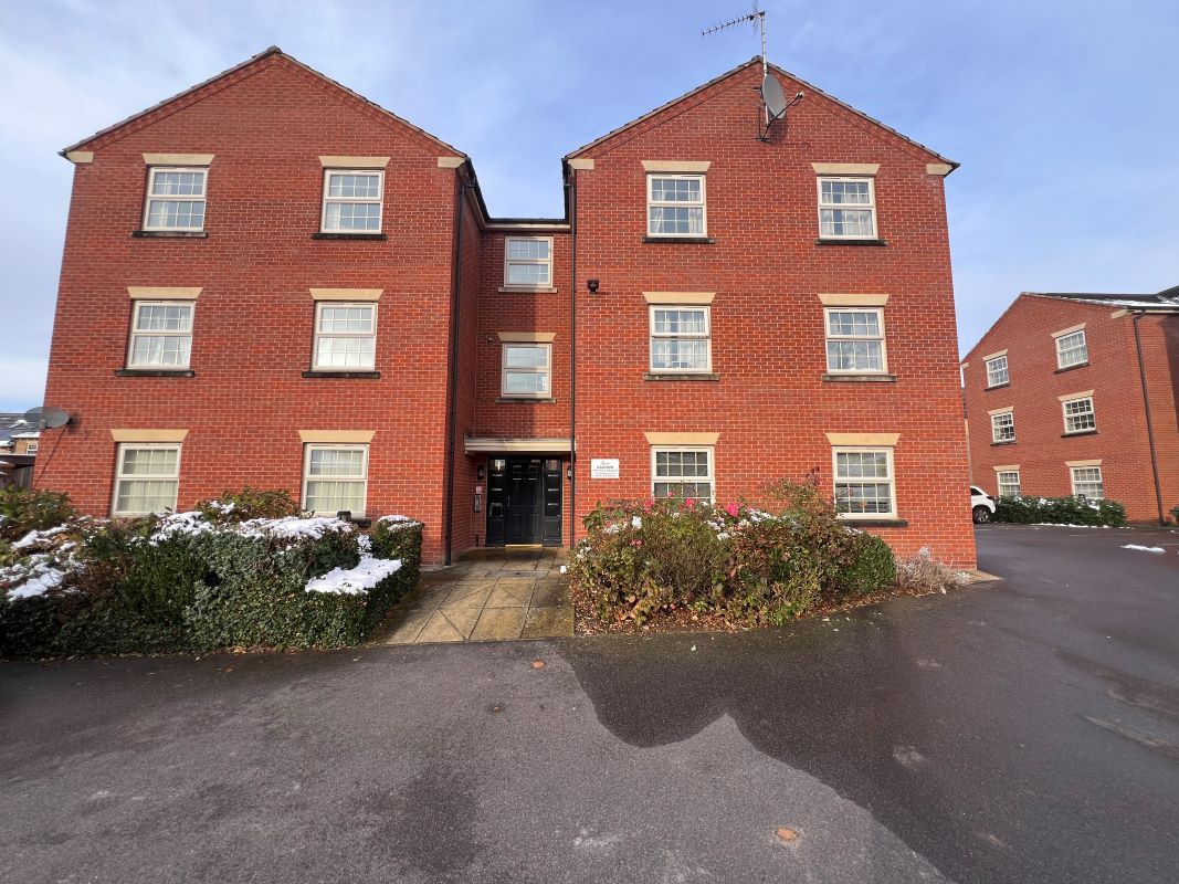 Property for Auction in South Yorkshire - 17 Barnsbridge Grove, Barnsley, South Yorkshire, S70 3RW