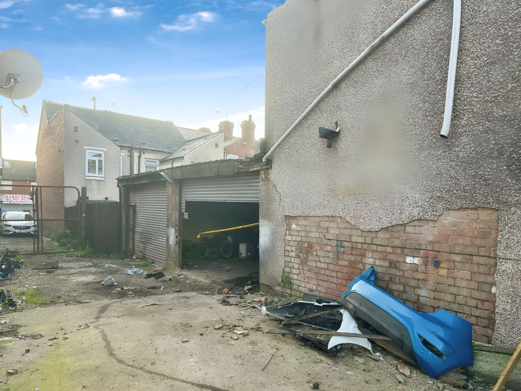 Property for Auction in Coventry & Warwickshire - Workshops to the rear of 1077 and 1079 Foleshill Road, Coventry, West Midlands, CV6 6ER