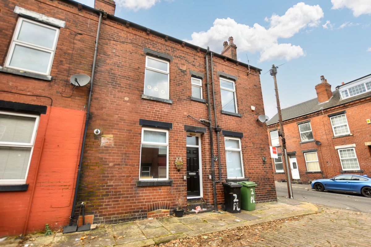 Property for Auction in West Yorkshire - 2 Henley Place, Leeds, West Yorkshire, LS13 3AP