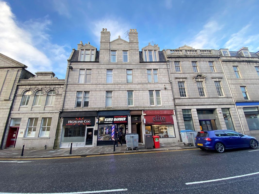 Property for Auction in Scotland - Flat E, 14 Holburn Street, Aberdeen, Aberdeen City, AB10 6BT