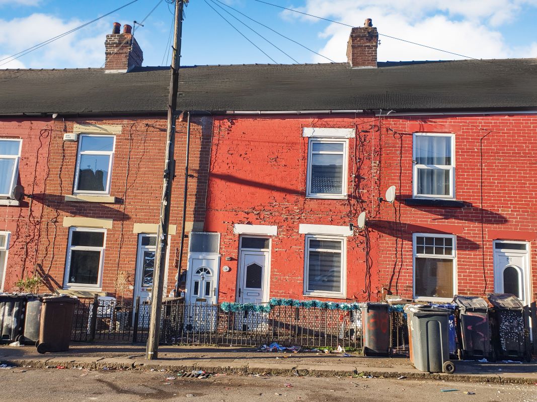 Property for Auction in Lincolnshire - 42 Co-Operative Street Goldthorpe, Rotherham, South Yorkshire, S63 9HN