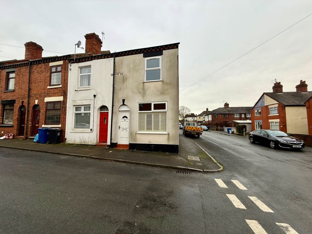 Property for Auction in Cheshire, Staffordshire & Shropshire - 31 Chelmsford Road, Newcastle, Staffordshire, ST5 8DJ