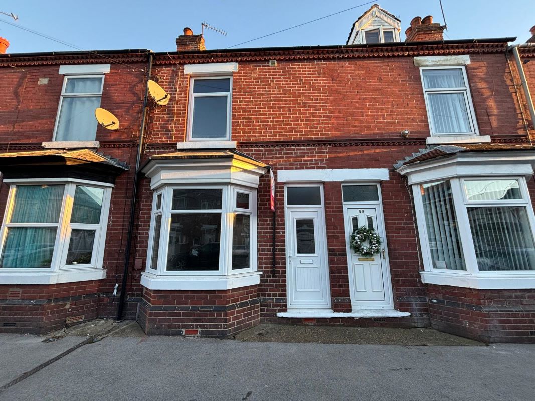 Property for Auction in Lincolnshire - 51 Clarence Avenue, Doncaster, South Yorkshire, DN4 8AU