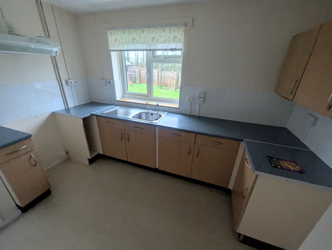 13 Green Close Sparkford, Yeovil, Somerset, BA22 7JY