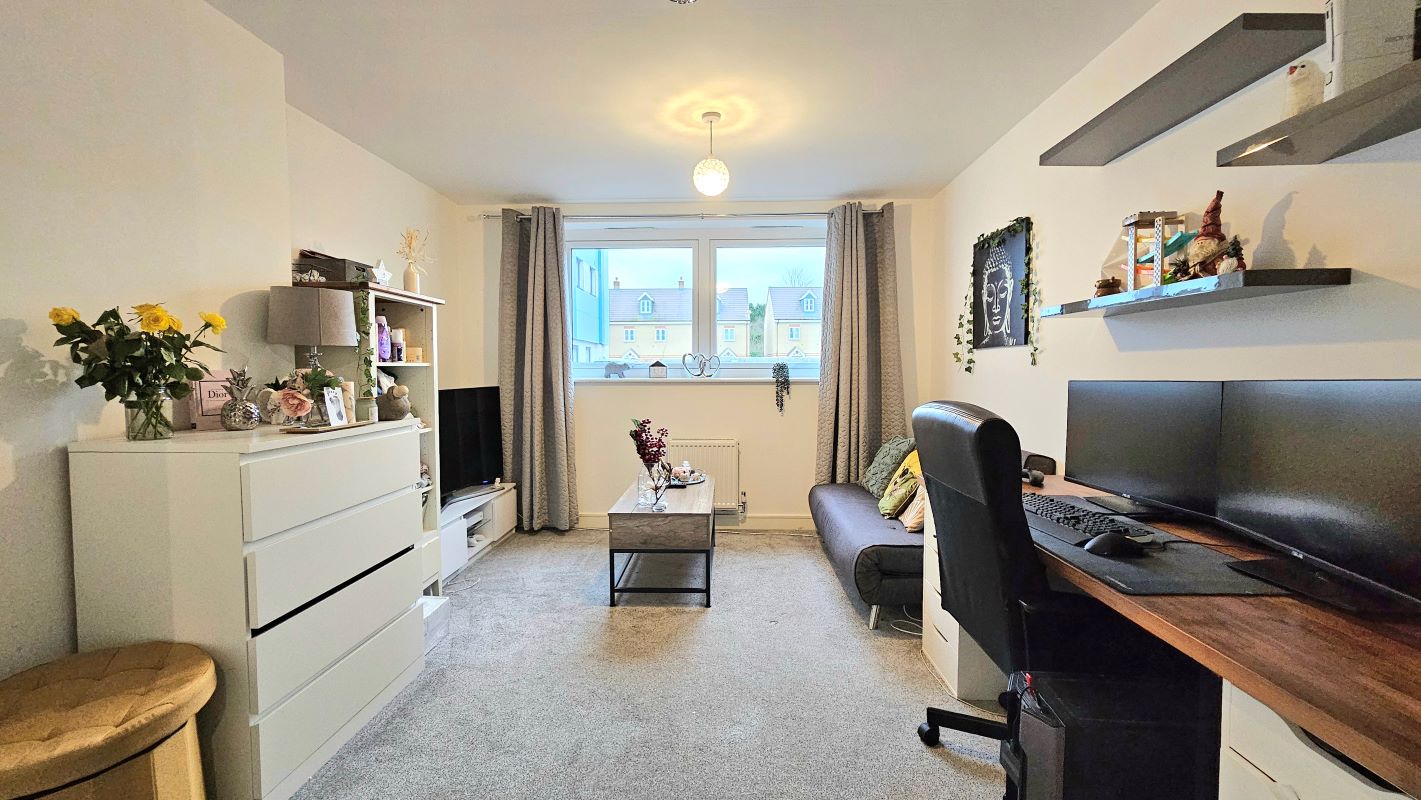 Flat 6 Hampden House, ARLESEY, Bedfordshire, SG15 6AR