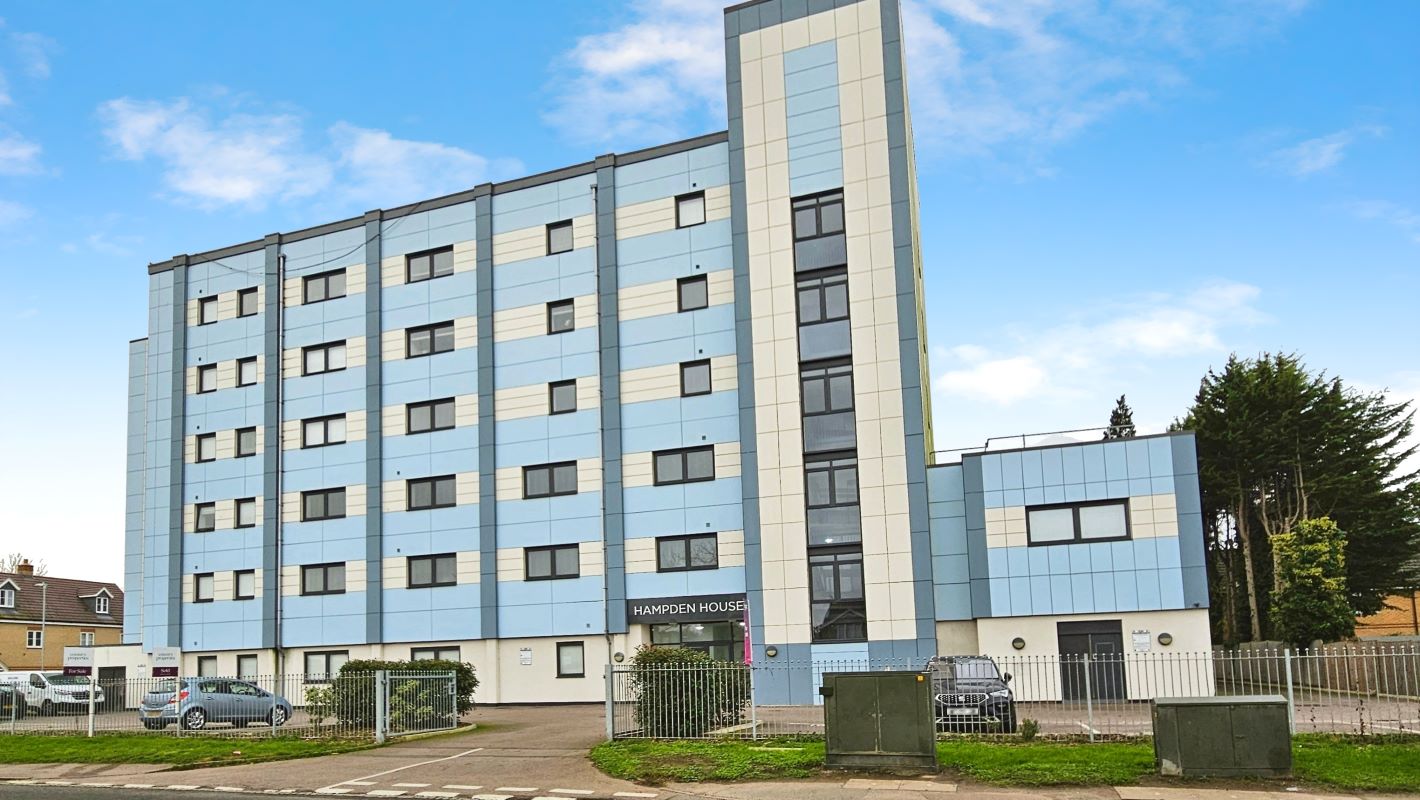 Flat 6 Hampden House, ARLESEY, Bedfordshire, SG15 6AR