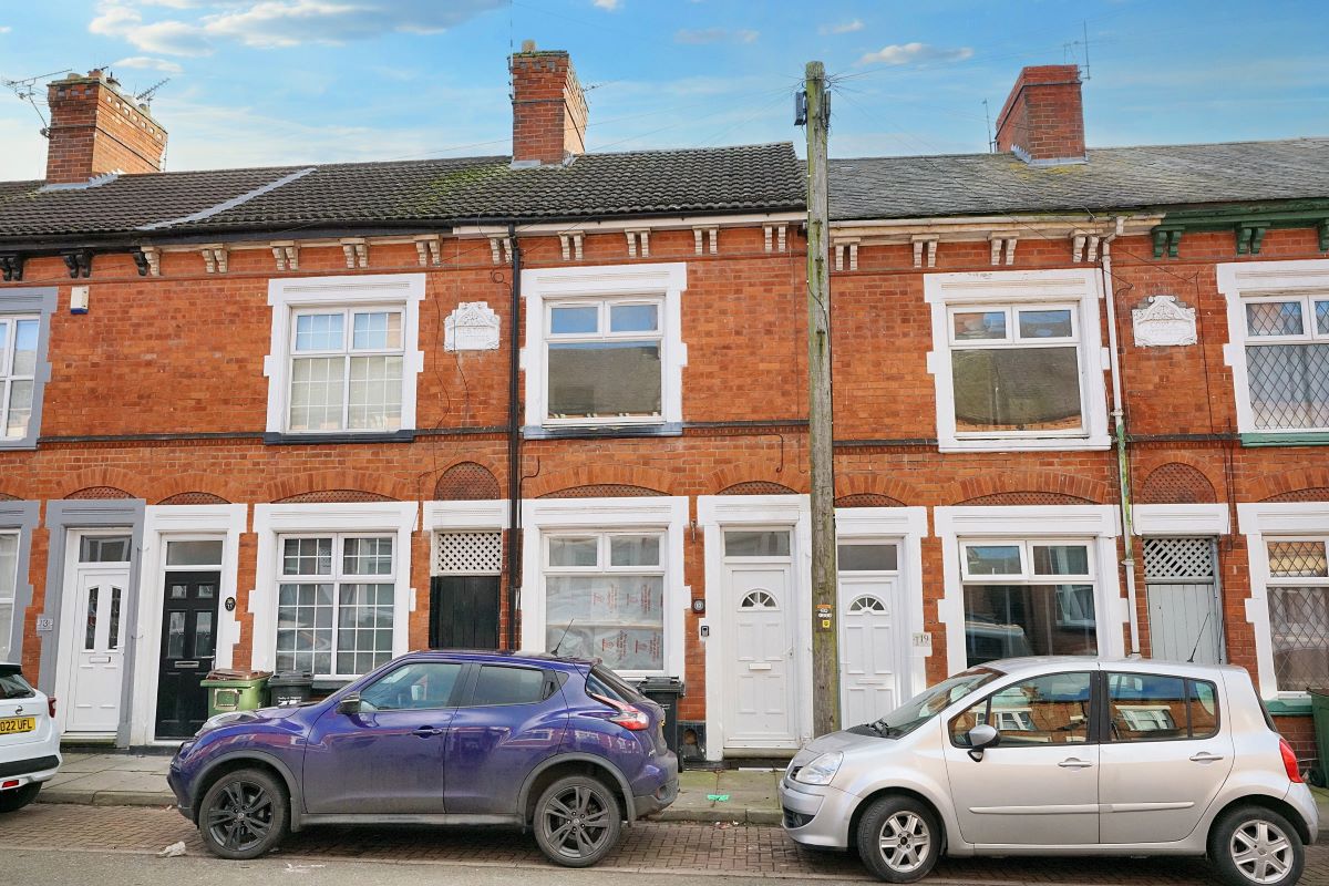 Property for Auction in South Yorkshire - 17 Garden Street, Wigston, Leicestershire, LE18 4PW