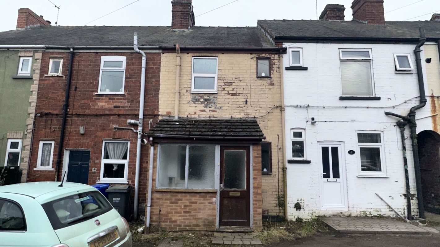 Property for Auction in Chesterfield & North Derbyshire - 3 Field View, Park Street, Chesterfield, Derbyshire, S40 2HE