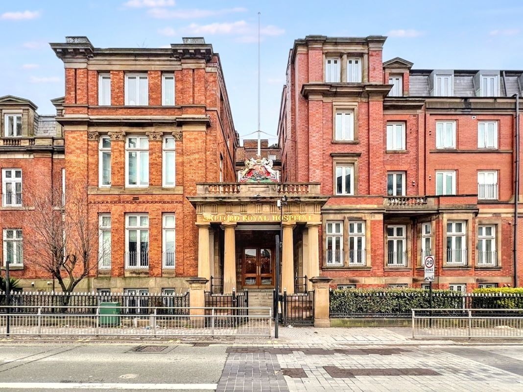 Property for Auction in Manchester - The Royal, 5 Wilton Place, Salford, Lancashire, M3 6WP