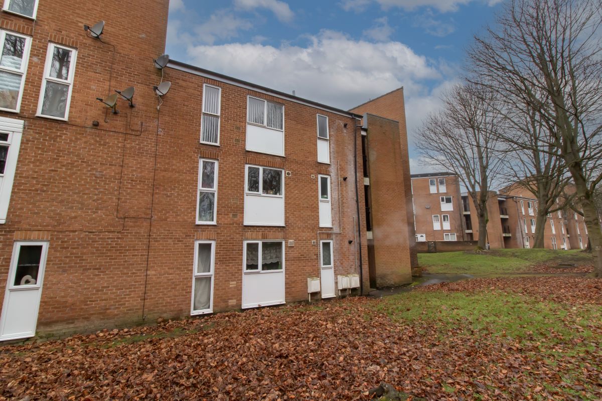 Property for Auction in South Yorkshire - Apartment 21 Warkworth Close, Washington, Tyne And Wear, NE38 0JL