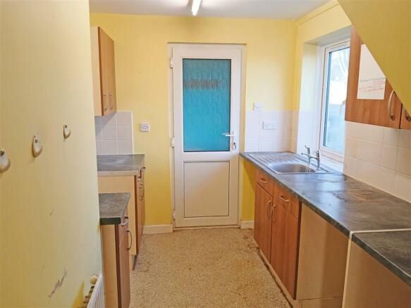 7 Milton Road Amesbury, Salisbury, Wiltshire, SP4 7LB