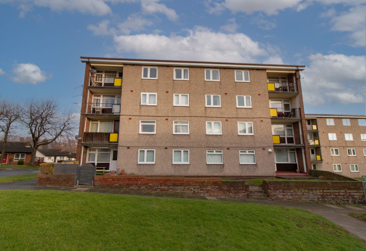 Property for Auction in Lincolnshire - 6 Wellington Court, Gateshead, Tyne And Wear, NE10 0BN