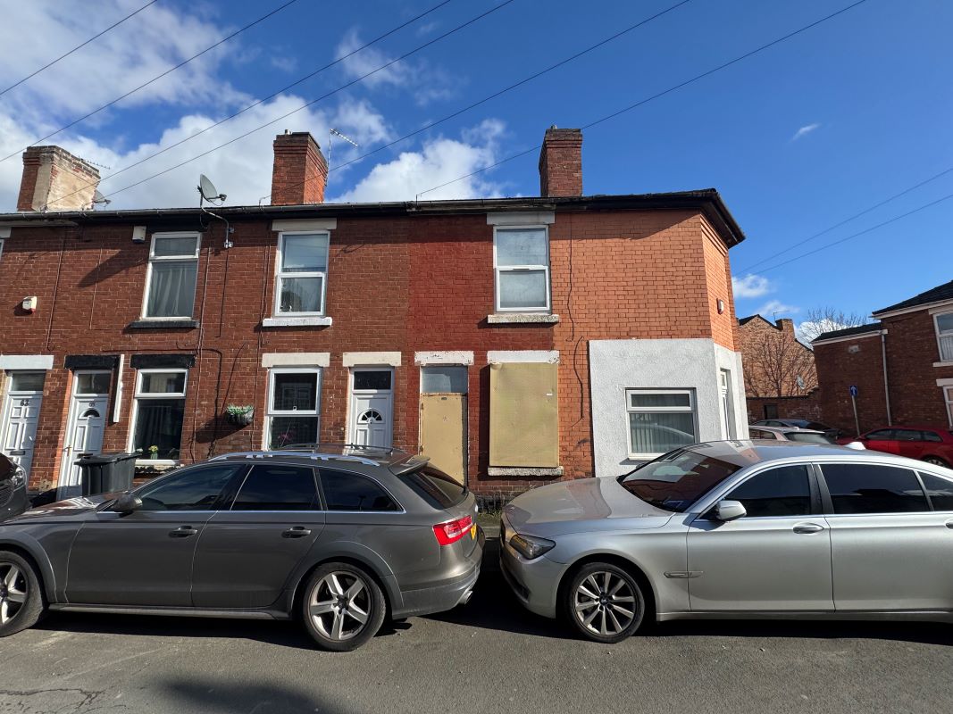 Property for Auction in Nottinghamshire & Derby - 69 Holcombe Street, Derby, Derbyshire, DE23 8JA