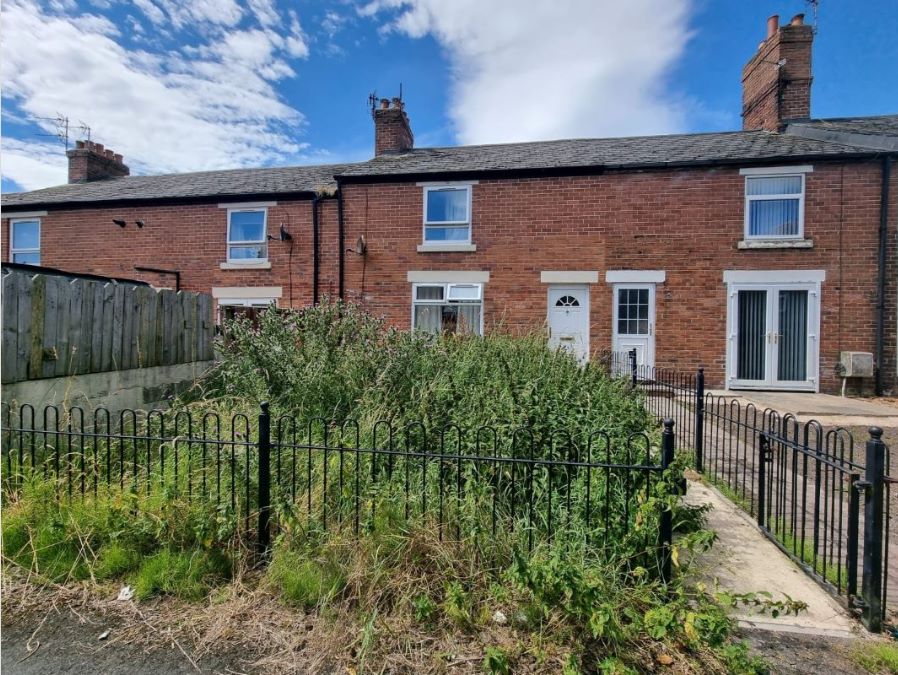 Property for Auction in South Yorkshire - 8 Hawthorn Street, Peterlee, County Durham, SR8 3LY