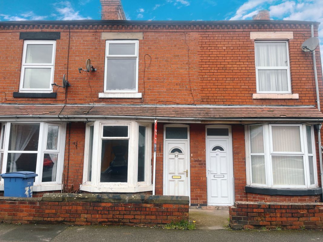 Property for Auction in Nottinghamshire & Derby - Allen Street, Worksop, Nottinghamshire, S80 1ES