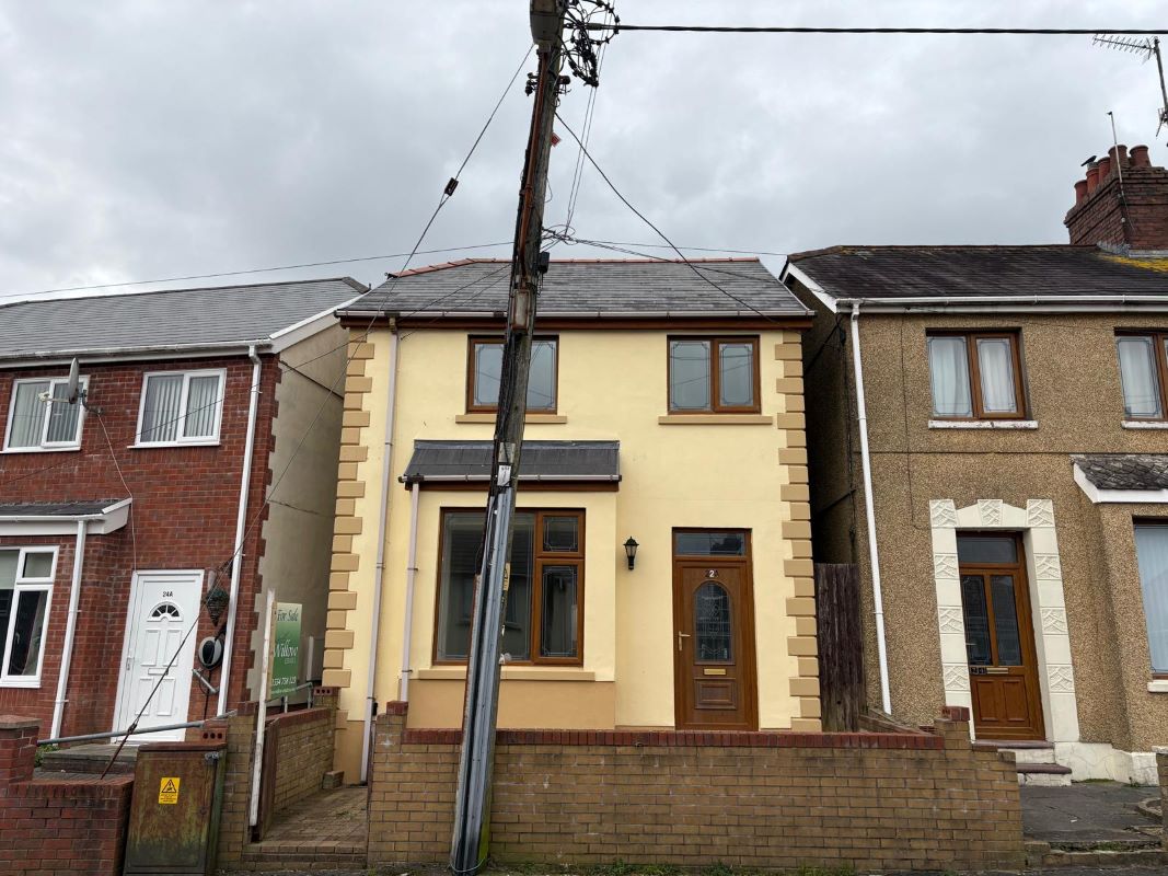 Property for Auction in Wales - 22A Gordon Road, Llanelli, Dyfed, SA14 8SE