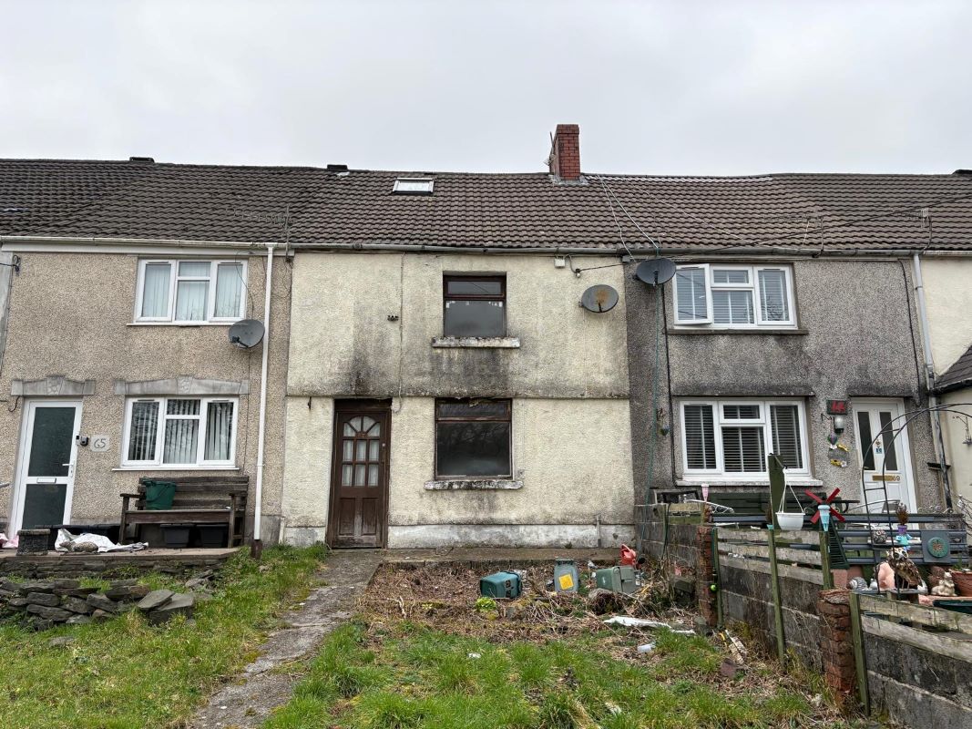 Property for Auction in Wales - 67 Ynysmeudwy Road Pontardawe, Swansea, West Glamorgan, SA8 4QD