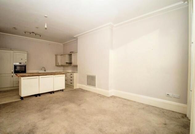 16 Stratton House, 58 High West Street, Dorchester, Dorset, DT1 1UY