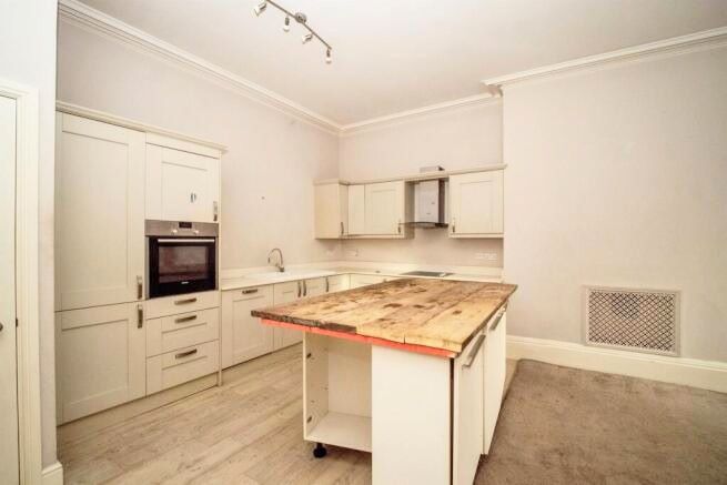 16 Stratton House, 58 High West Street, Dorchester, Dorset, DT1 1UY