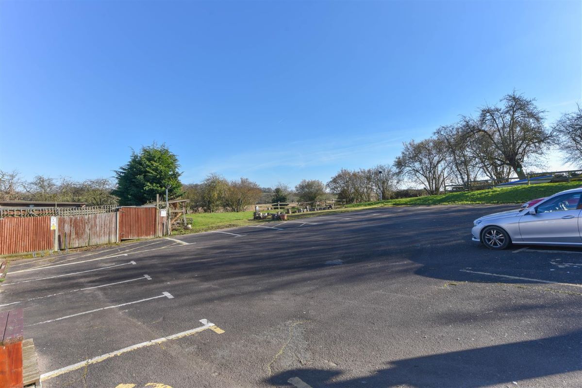 White Horse Wareside, Ware, Hertfordshire, SG12 7QX