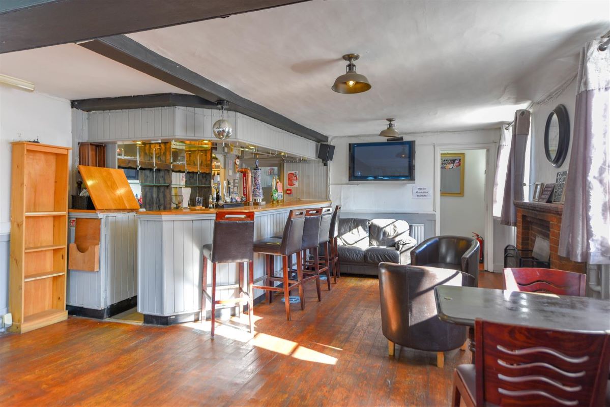 White Horse Wareside, Ware, Hertfordshire, SG12 7QX